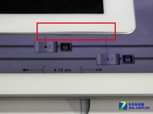 国行iPad 2面板曝新缺陷：缝隙可插纸片