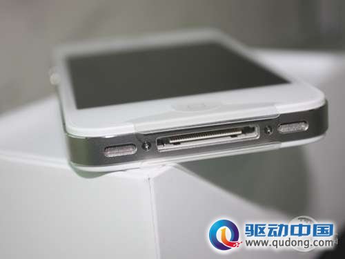 iPhone4S底部接口