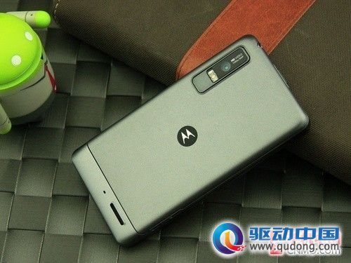 摩托罗拉ME863不足3900 双核侧滑智能