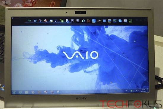 索尼VAIO T超极本上手：将升Ivy Bridge 能换电池？