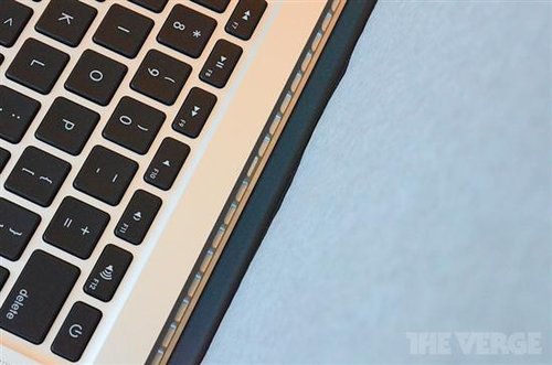 [多图]新MacBook Pro真机开箱对比图赏
