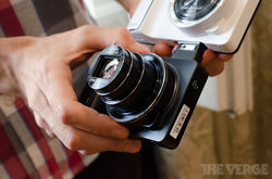 边界消融 三星Android 4.1智能相机Galaxy Camera上手玩