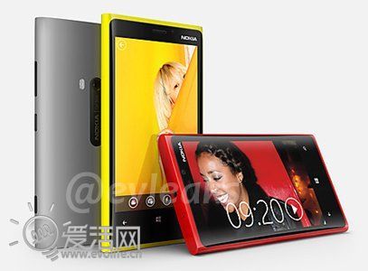 西边晒玩东边曝 全球网友迫不及待展示Lumia 820、920