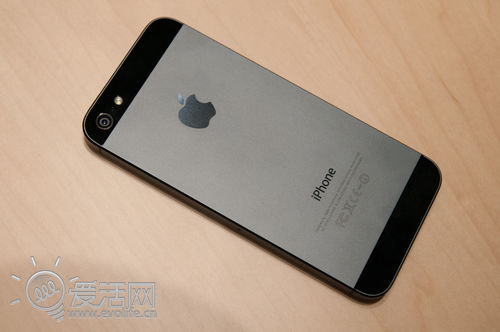 更轻更快更长 新一代iPhone 5真机上手试玩