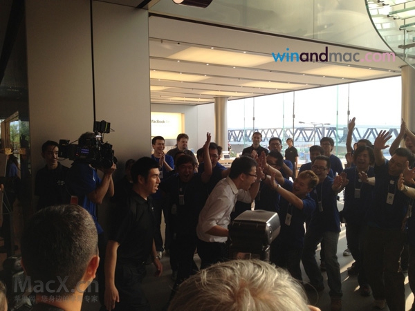 apple-shop-iphone-5-4.jpg apple-shop-iphone-5-4.jpg