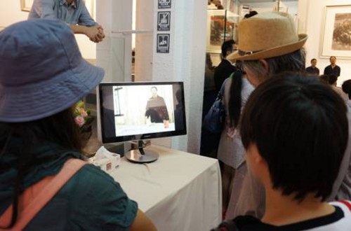 演绎极致艺术人生三星机皇显示器绽放艺术展 