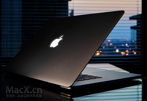 Steve-Jobs-Silhouette-Retina.jpg