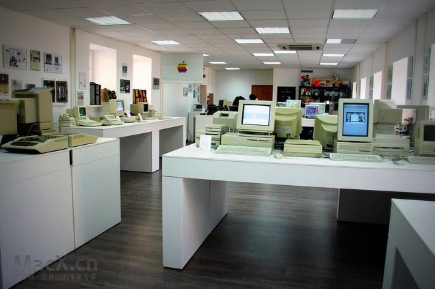 moscowapplemuseum-store.jpg moscowapplemuseum-store.jpg