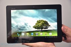 华硕公布大口径炮弹PadFone 2 上手体验与前代对比