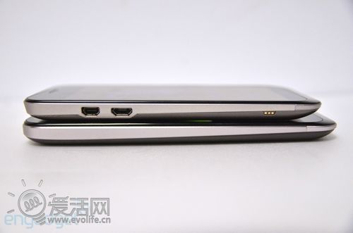 华硕公布大口径炮弹PadFone 2 上手体验与前代对比