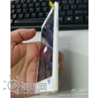 5寸市场狼烟升起 oppo find5真机照片网络曝光