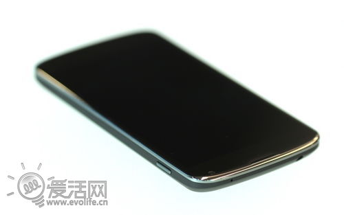 谷歌正式发布Nexus 4 299美元跑步进入四核时代