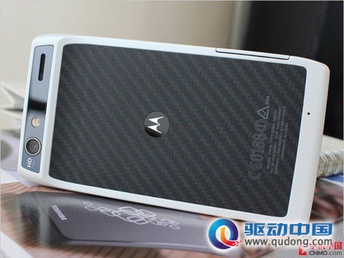 摩托罗拉XT910暴降308元 刀锋战士归来 