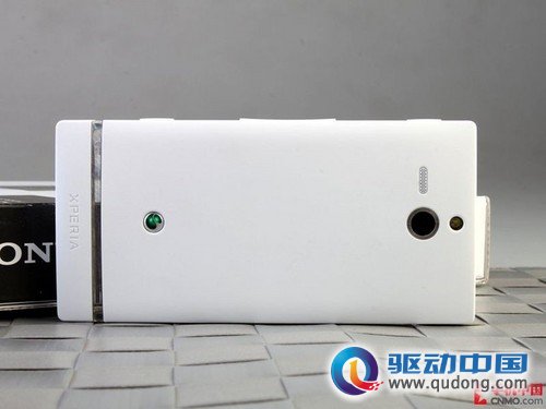 炫彩灯光可换底座 索尼ST25i仅1099元 