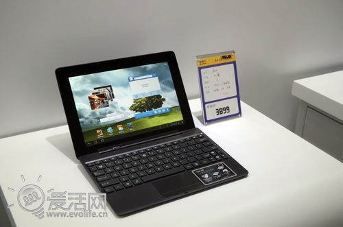 华硕中国首家体验店开业 全新Windows 8平板价格曝光