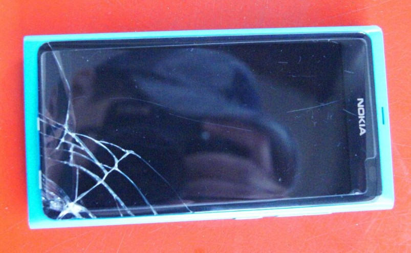 诺基亚找跑酷专家代言 证明Lumia 920很耐摔？