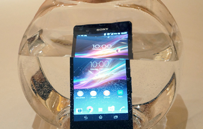 Xperia Z防水效果不理想 导致用户手机损坏