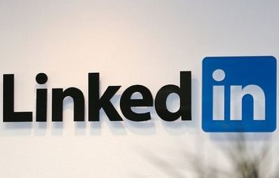 苹果在测试为iOS 7深度整合职业社交网LinkedIn