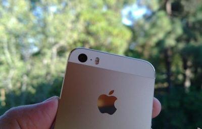iPhone 5S 土金色价格疯涨过万元