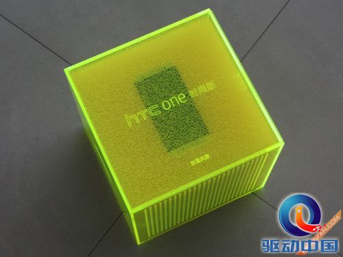 变身时尚情景灯 HTC One时尚典藏版开箱