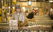 阿里打上门 亚马逊零利润模式难以为继？