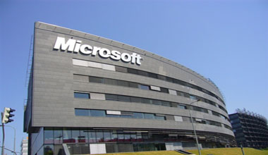 传微软将出大容量Xbox One  可录制电视节目