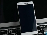 vivo Xplay5S真机图曝光 配备双色温闪光灯+指纹识别