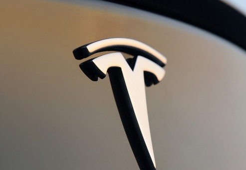 售价22万！ 特斯拉平价车型Model 3明年三月发布