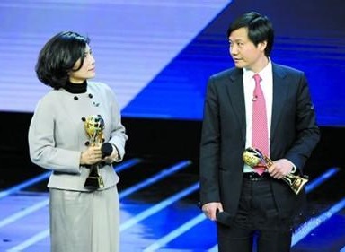 董明珠夸格力手机好并再次炮轰小米、美的