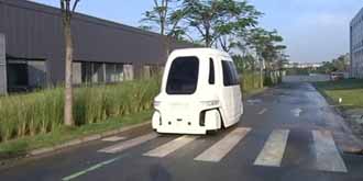外媒关注中国开发商用机器人应对“招工难”