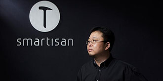 老罗可能真要成事了 锤子T2高价盲约也卖出将近20万台