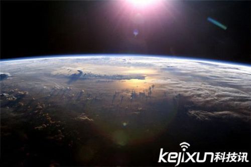 科幻电影里面的太空飞船 1454826832147.jpg