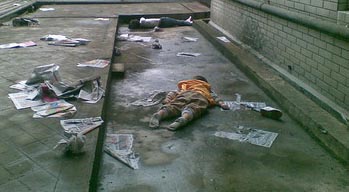 10岁男孩自家看烟花不慎七楼坠落 奇迹生还