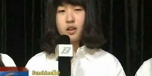 一女团因颜值遭网友吐槽 称仍坚持做自己不整容