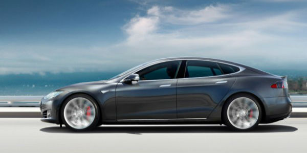 自动驾驶事故频发，特斯拉将推全新Autopilot安全警示系统