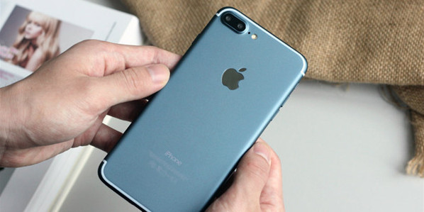 再也不用删了：iPhone 7包装盒曝光 确定32GB起步