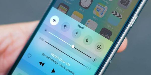 iPhone 7再曝新漏洞 关闭飞行模式后不能连接网络