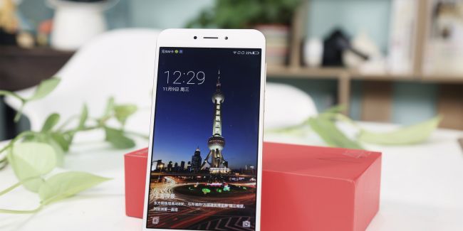 360N4A评测：既安全又待电的旗舰千元机