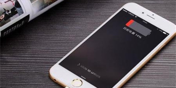 苹果宣布iPhone 6 Plus屏幕维修计划 1025元有偿修复