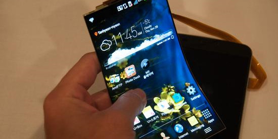 干得漂亮！华为、OPPO、vivo结盟 国产OLED柔性屏将至