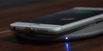 狙击三星手机！苹果iPhone 8将全系配备无线充电技术