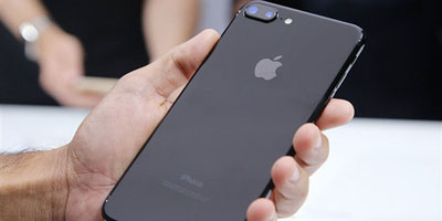 外媒：2017财年iPhone销量将增长6% 中国市场依然低迷