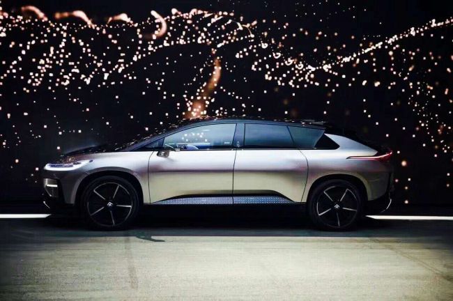 FF首款量产车FF 91发布：破界理念打造的电动智能“新物种”