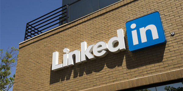 俄政府发飙，要求苹果谷歌下架LinkedIn
