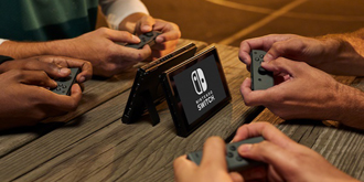 任天堂正式发布游戏机主机Switch 承诺不锁区售价299美元