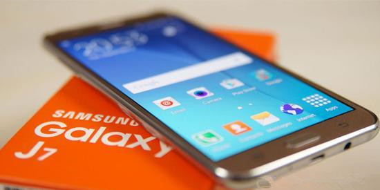 Galaxy J7 2017曝光：配置升级 将预装Android 7.0