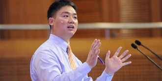 京东跑步鸡开卖引热议 如何保证每只鸡跑够一百万步成难题