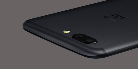 刘作虎微博曝光一加5真机图，网友点评像iPhone 7 Plus还像OPPO R11