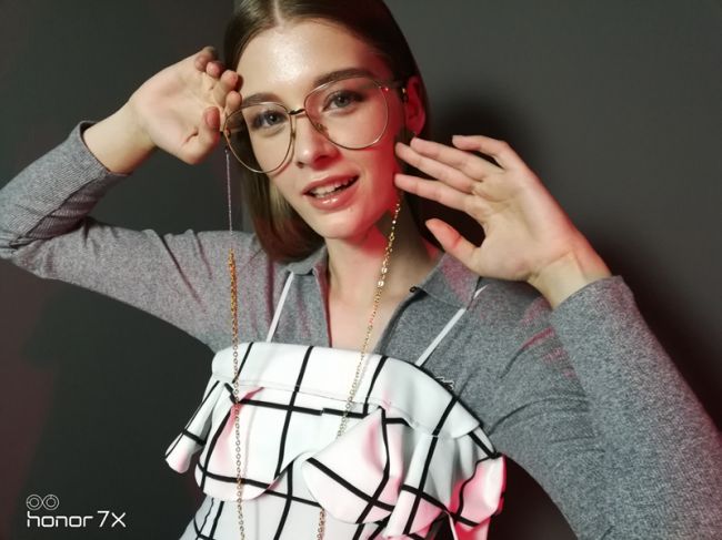 大片随手来？荣耀畅玩7X手机人像样张赏析