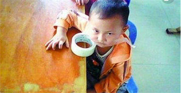 携程“虐童”事件持续发酵 网友：孩子在手 说打就打！